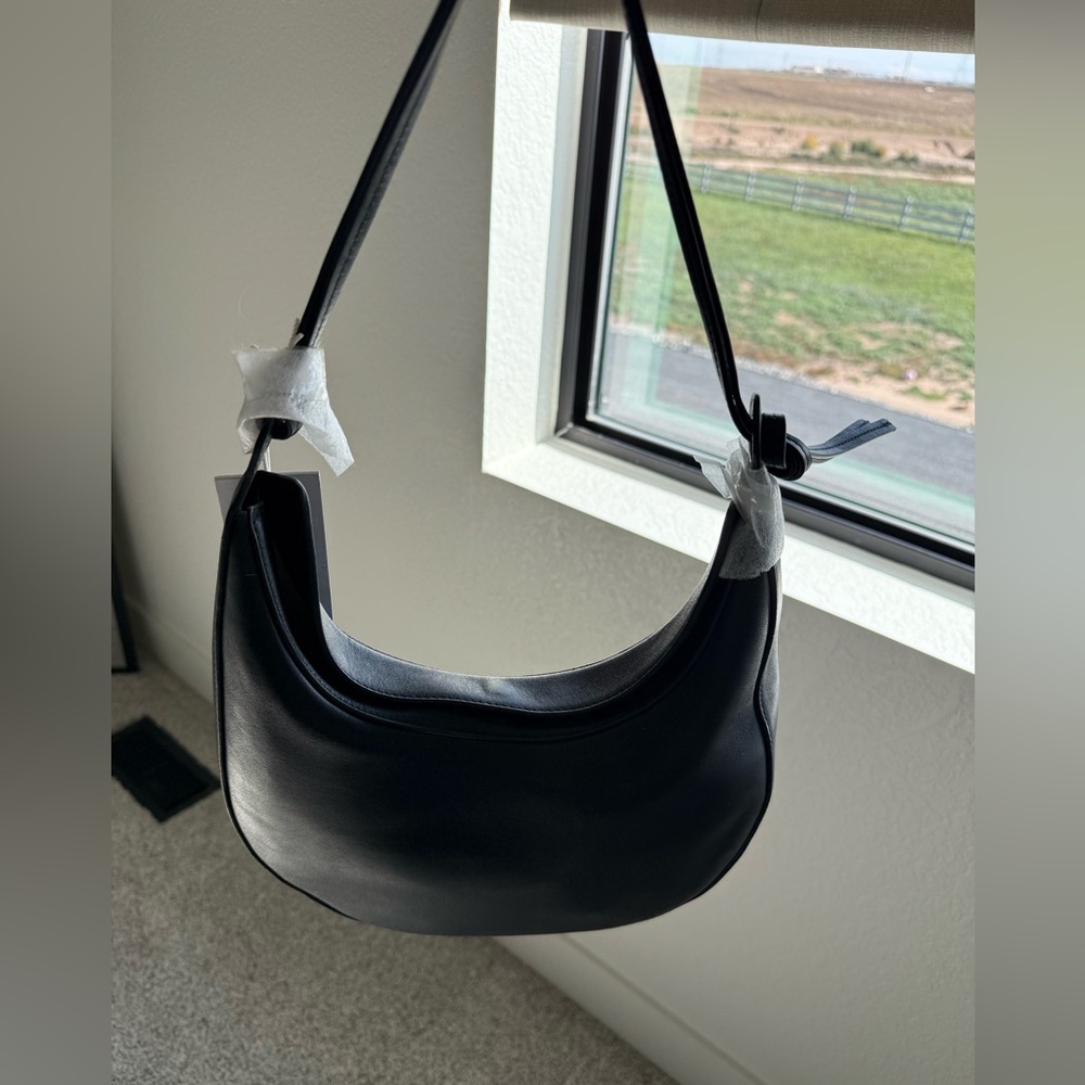 Reformation Black Medium Rosetta Shoulder Bag - Picture 4 of 6